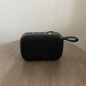 Polaroid Black Portable Bluetooth Speaker